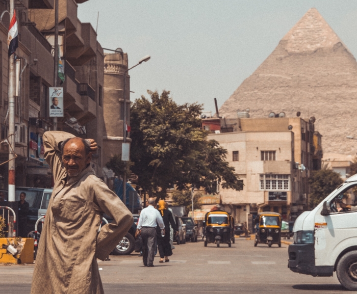 egypt_cairo_pyramid-adrian-dascal-22fcgpq8Xj4-unsplash