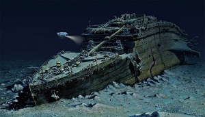 titanic-base 300