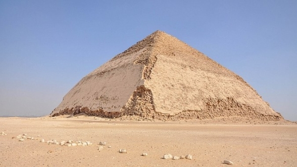 bent-pyramid