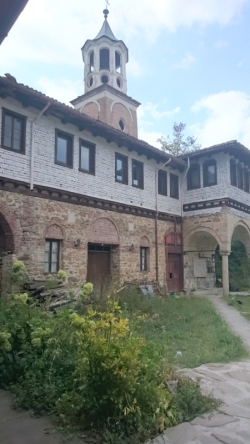 plakovski.manastir.kula