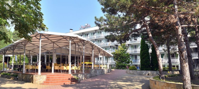 Albena 2026 budjetni hoteli 5 Custom