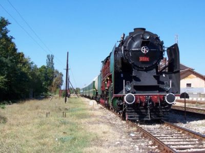 retro-lokomotiv-0123-367-760x0 1