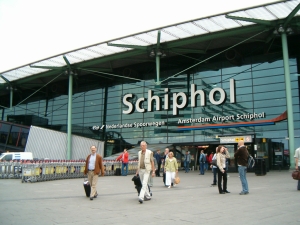 Schiphol-plaza-ns