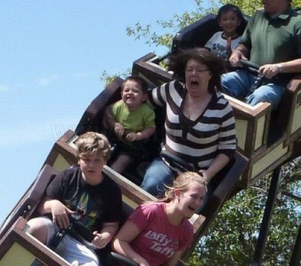 people-riding-roller-coasters-part-2-40