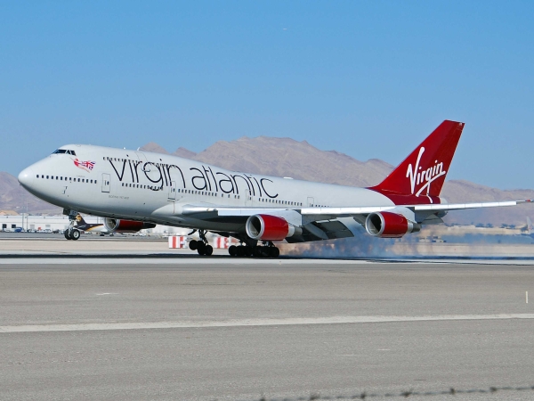virgin-atlantic-airways-boeing-747-400-g-vast-2